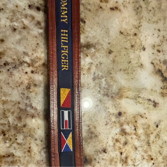 Tommy Hilfiger vintage belt - Picture 2 of 2